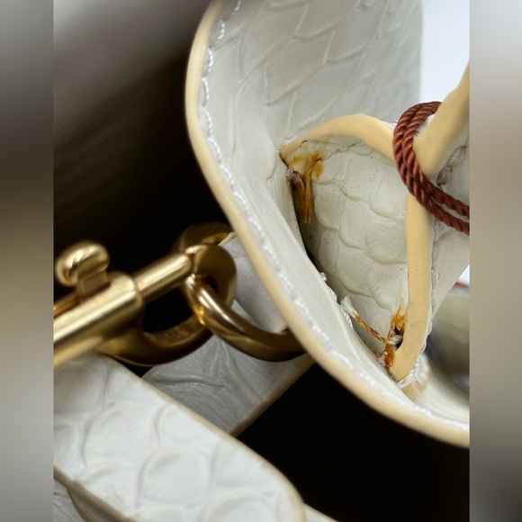 🆕 OROTON 🧿 NWT Mila Bucket Bag, White Snakeskin Textured Leather - Picture 15 of 15